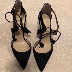 Ann Taylor tie heels